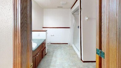 3029 Stonewall Dr in Bismarck, ND - Building Photo - Building Photo