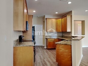 11337 Bridge Pine Dr in Riverview, FL - Building Photo - Building Photo