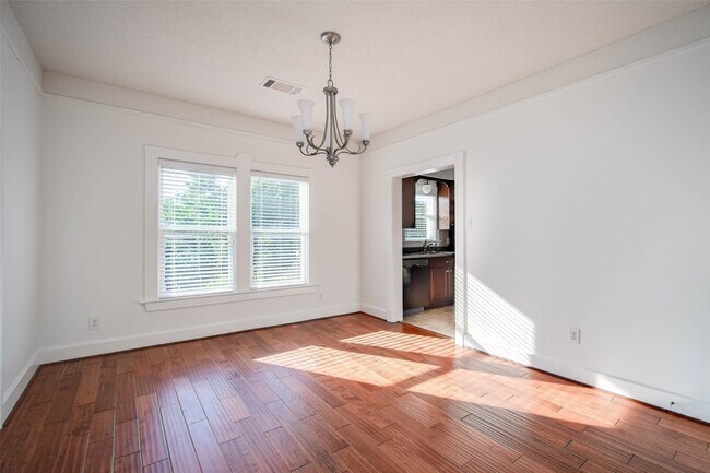 2601 Rosedale St in Houston, TX - Building Photo - Building Photo