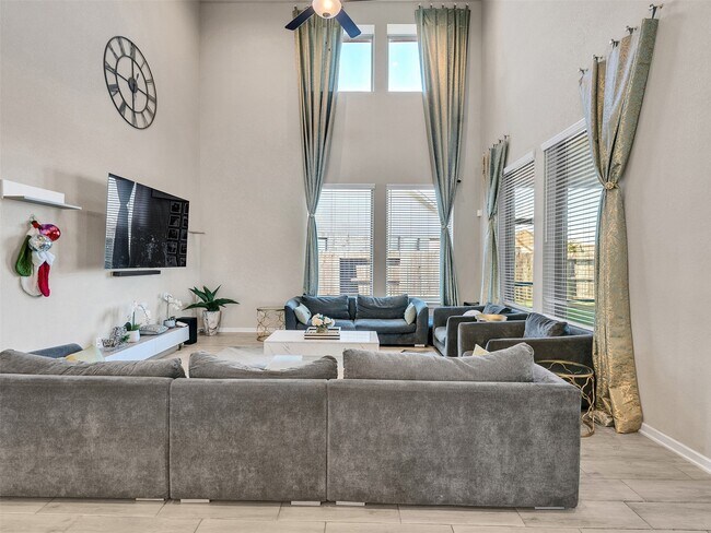 24446 Ferdossa Dr in Richmond, TX - Building Photo - Building Photo