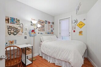 41 Symphony Rd, Unit 2 in Boston, MA - Foto de edificio - Building Photo