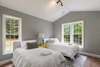 338 Clove Rd in Monroe, NY - Building Photo - Building Photo