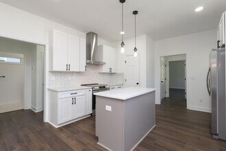 19501 S Hill St in Cornelius, NC - Building Photo - Building Photo