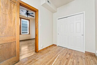 2152 W Division St in Chicago, IL - Building Photo - Building Photo