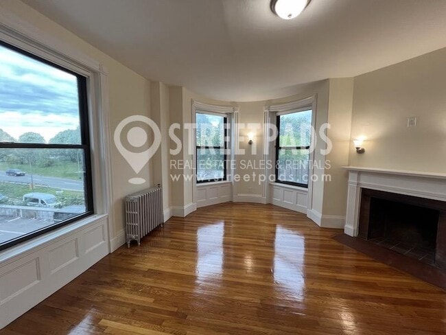 504 Beacon St in Boston, MA - Building Photo - Building Photo