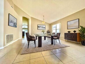 138 Grosvenor Loop in Davenport, FL - Building Photo - Building Photo