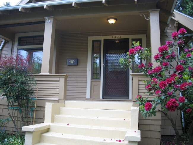 4324 NE 21st Ave in Portland, OR - Building Photo - Building Photo