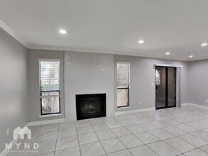 4744 O'Bannon Dr in Las Vegas, NV - Building Photo - Building Photo