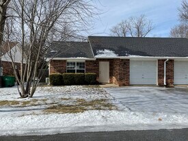 289 N C St in Centerton, AR - Building Photo