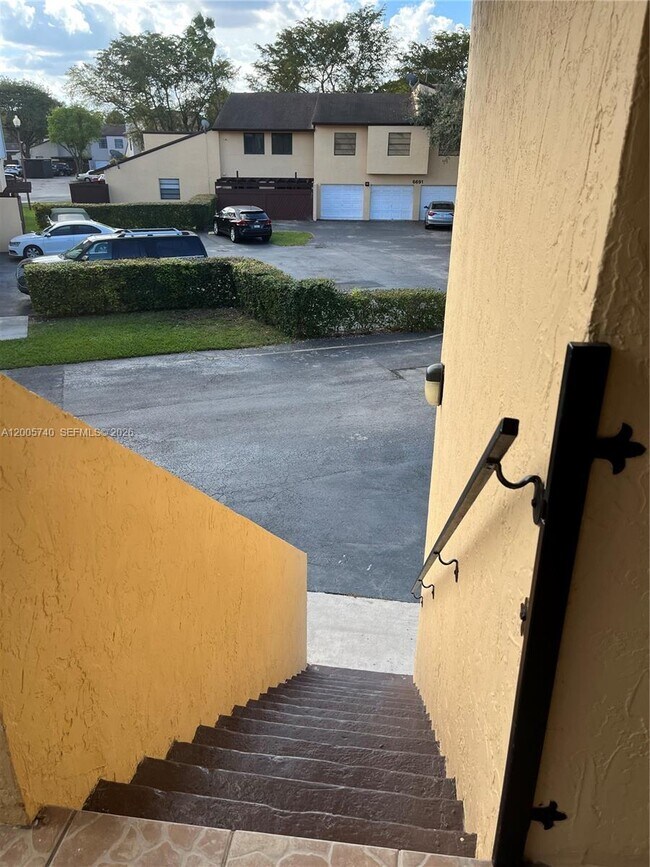 6661 SW 137th Ct in Miami, FL - Building Photo - Building Photo