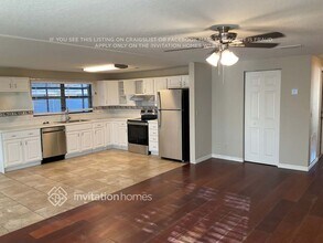 6828 Eden Ln in Tampa, FL - Building Photo - Building Photo