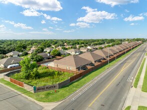 301 Panther Way in Hewitt, TX - Building Photo - Building Photo
