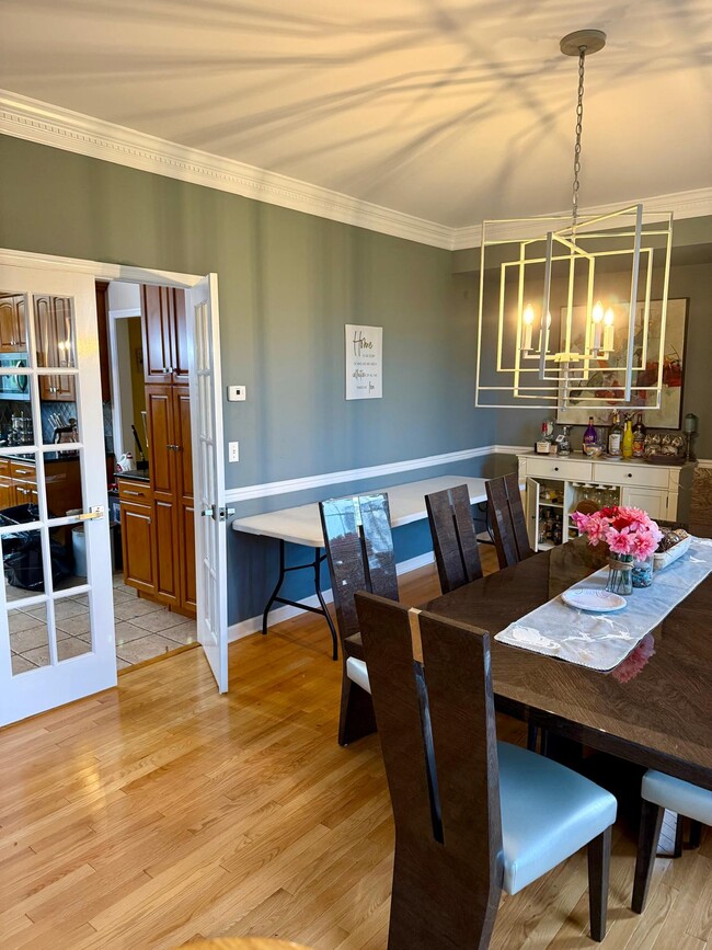 9 Cambridge Dr in Milford, NJ - Building Photo - Building Photo