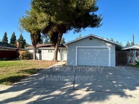 315 Donner Rd in Merced, CA - Building Photo
