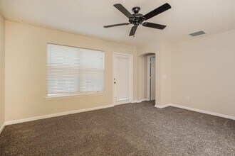 3854 Pebble Brooke Circle South in Orange Park, FL - Building Photo - Building Photo