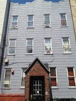 530 27th St in Union City, NJ - Building Photo