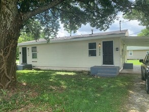 2712 W Nichols St in Springfield, MO - Building Photo - Building Photo