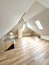 1054 Vance Ave, Unit Vance Avenue Apartment 2 in Coraopolis, PA - Building Photo - Building Photo