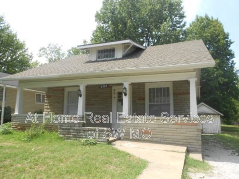 2307 N Franklin Ave in Springfield, MO - Building Photo