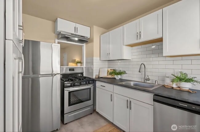 3734 S Ainsworth Ave in Tacoma, WA - Building Photo - Building Photo