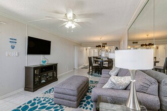 555 Fillmore Ave in Cape Canaveral, FL - Foto de edificio - Building Photo