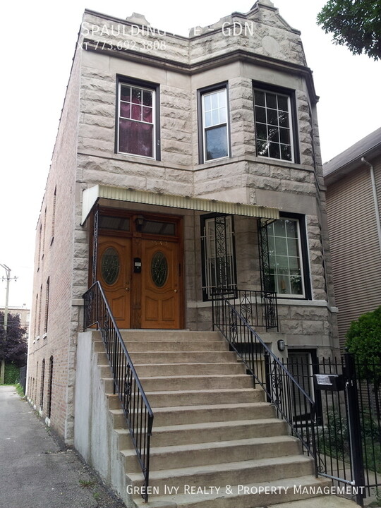 2543 N Spaulding Ave in Chicago, IL - Building Photo