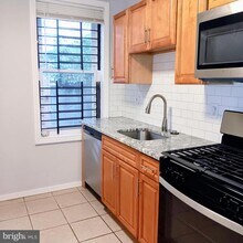 726 Tree St in Philadelphia, PA - Building Photo - Building Photo
