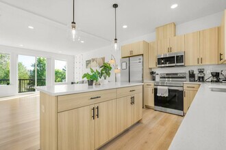 3309 NE 42nd Pl in Vancouver, WA - Building Photo - Building Photo