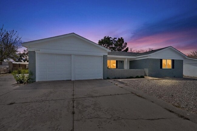 12008 Golden Gate Ave NE in Albuquerque, NM - Building Photo - Building Photo