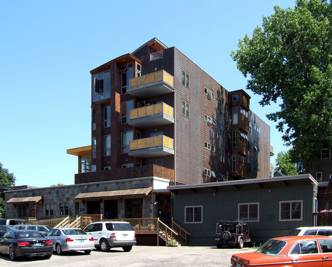 Hood Residences Condominium in Burlington, VT - Building Photo - Building Photo