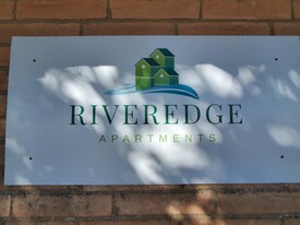 Riveredge Apartments