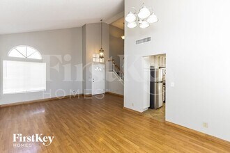 419 Rutherford Cir in Las Vegas, NV - Building Photo - Building Photo