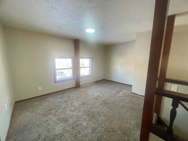 2512 Jones St in Sioux City, IA - Building Photo - Building Photo