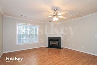 6135 Birkdale Dr in High Point, NC - Building Photo - Building Photo