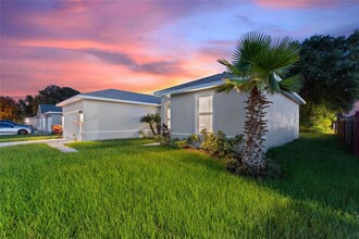 545 Cardinal Dr in Kissimmee, FL - Building Photo - Building Photo