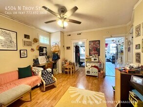 4504 N Troy St in Chicago, IL - Building Photo - Building Photo