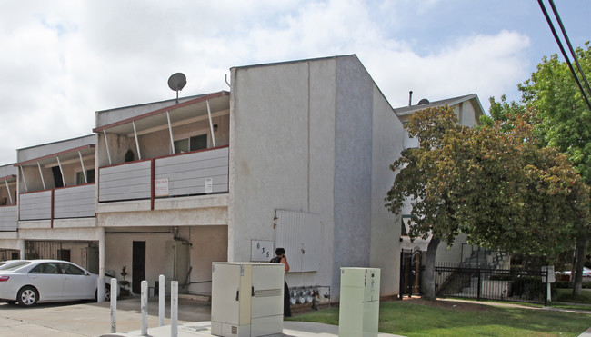 11th Street Townhomes in Imperial Beach, CA - Building Photo - Building Photo