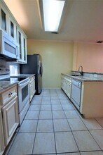 1534 Sutton St in Houston, TX - Building Photo - Building Photo