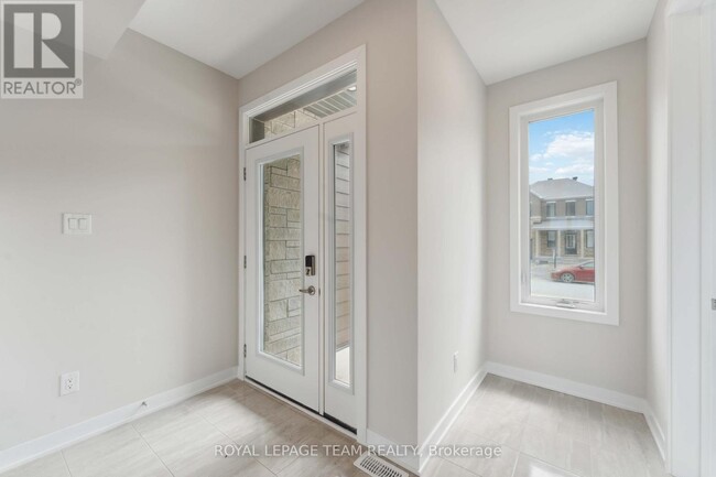 172 Conservancy Dr in Ottawa, ON - Building Photo - Building Photo