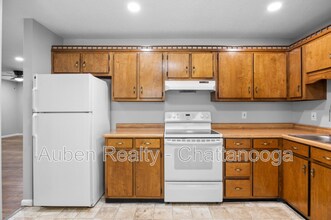 405 Missionary Ave in Rossville, GA - Building Photo - Building Photo