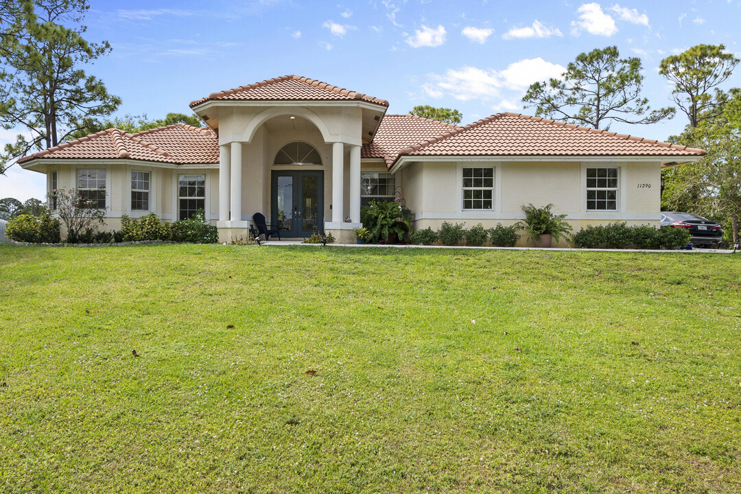 11290 51st Ct N in West Palm Beach, FL - Building Photo