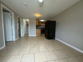 5511 Avenue N 1/2 Rear in Galveston, TX - Building Photo - Building Photo