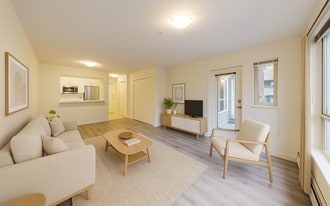 3575 W Broadway in Vancouver, BC - Building Photo