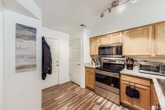 1185 W 118th Ave in Northglenn, CO - Building Photo - Building Photo