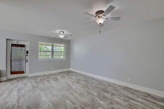 21 Markham A in Deerfield Beach, FL - Building Photo - Building Photo