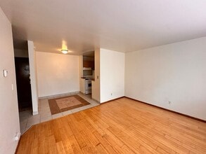 1620 Marshall in Milwaukee, WI - Building Photo - Building Photo