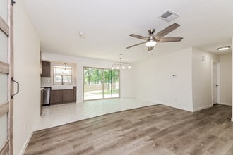 7315 Gayglen Dr in Dallas, TX - Building Photo - Building Photo
