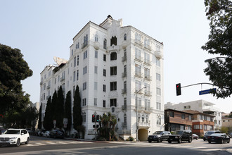 El Mirador Apartments in West Hollywood, CA - Building Photo - Building Photo