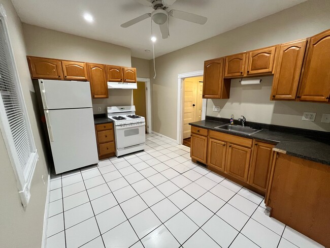 82 Bristow St, Unit 2