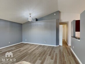 5443 Cedar Ln in Orlando, FL - Foto de edificio - Building Photo